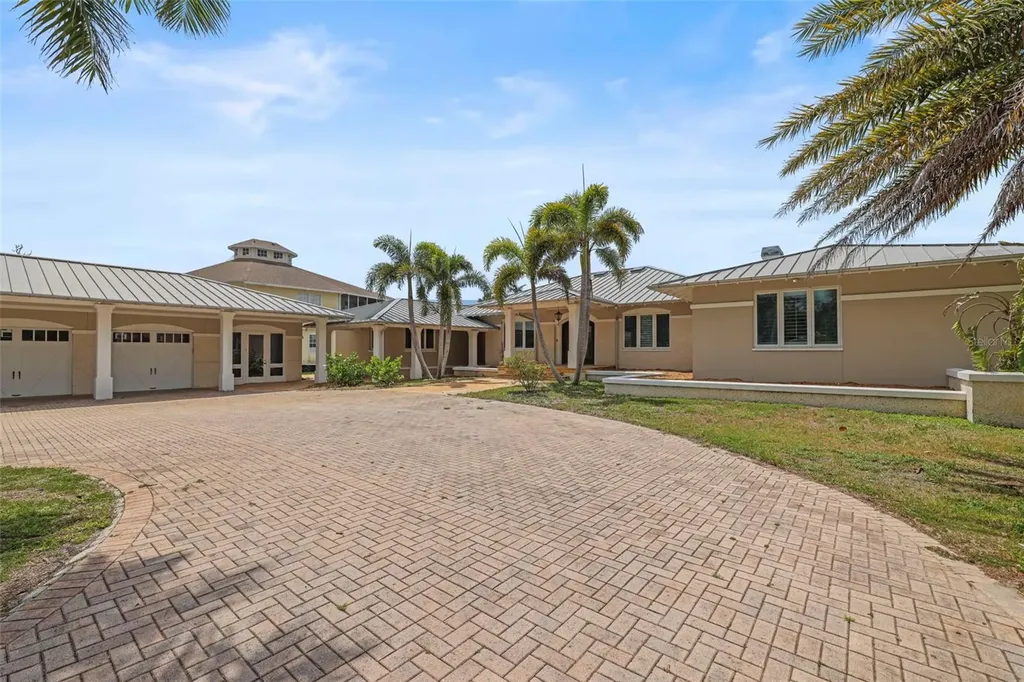 1721 Gulf Road Tarpon Springs FL 34689