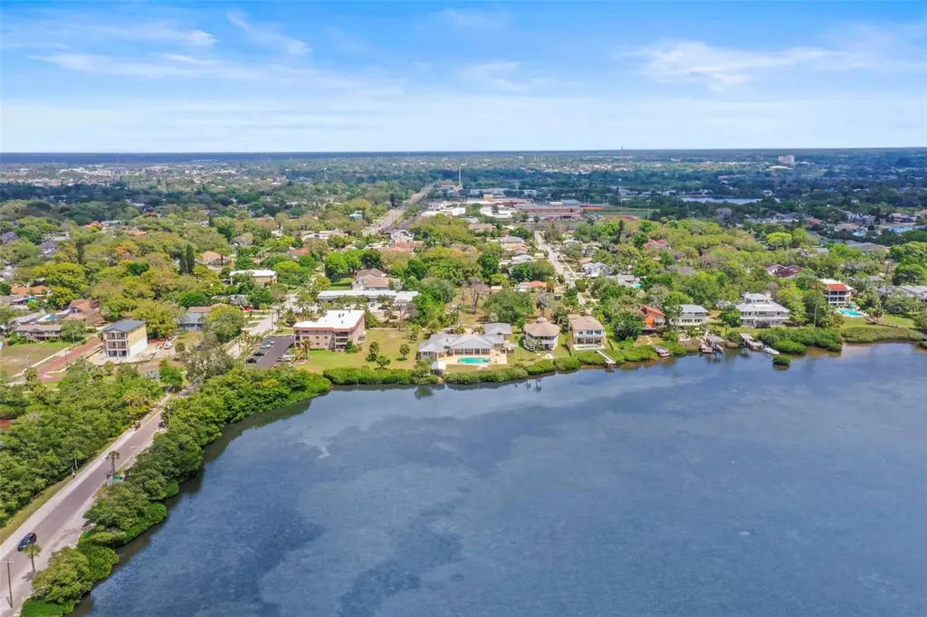 1721 Gulf Road Tarpon Springs FL 34689