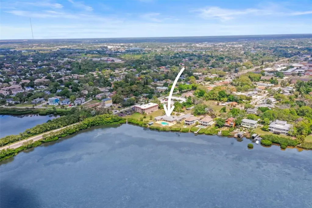 1721 Gulf Road Tarpon Springs FL 34689