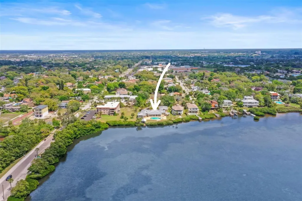1721 Gulf Road Tarpon Springs FL 34689
