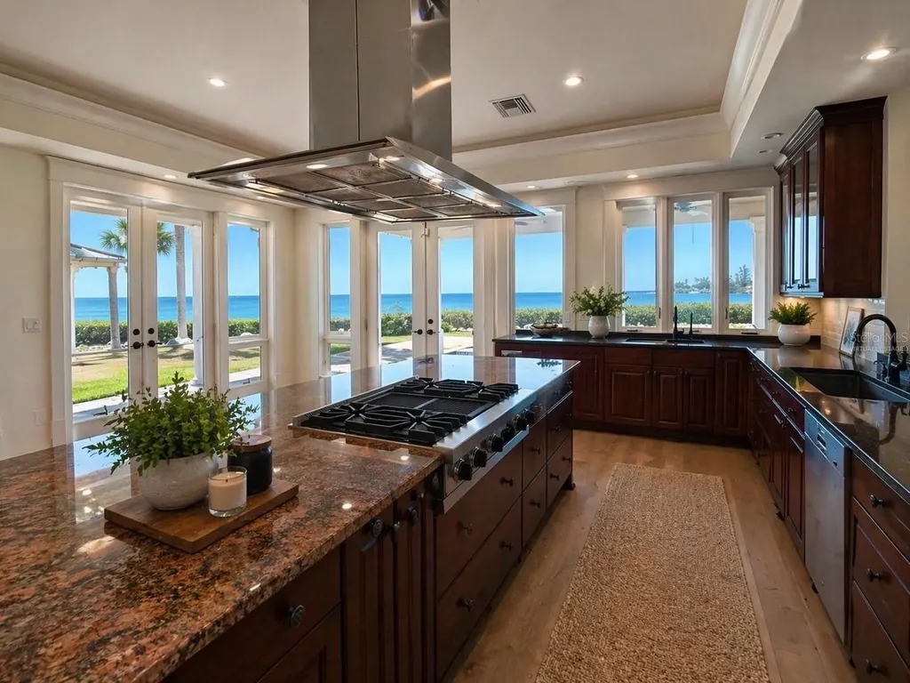 1721 Gulf Road Tarpon Springs FL 34689