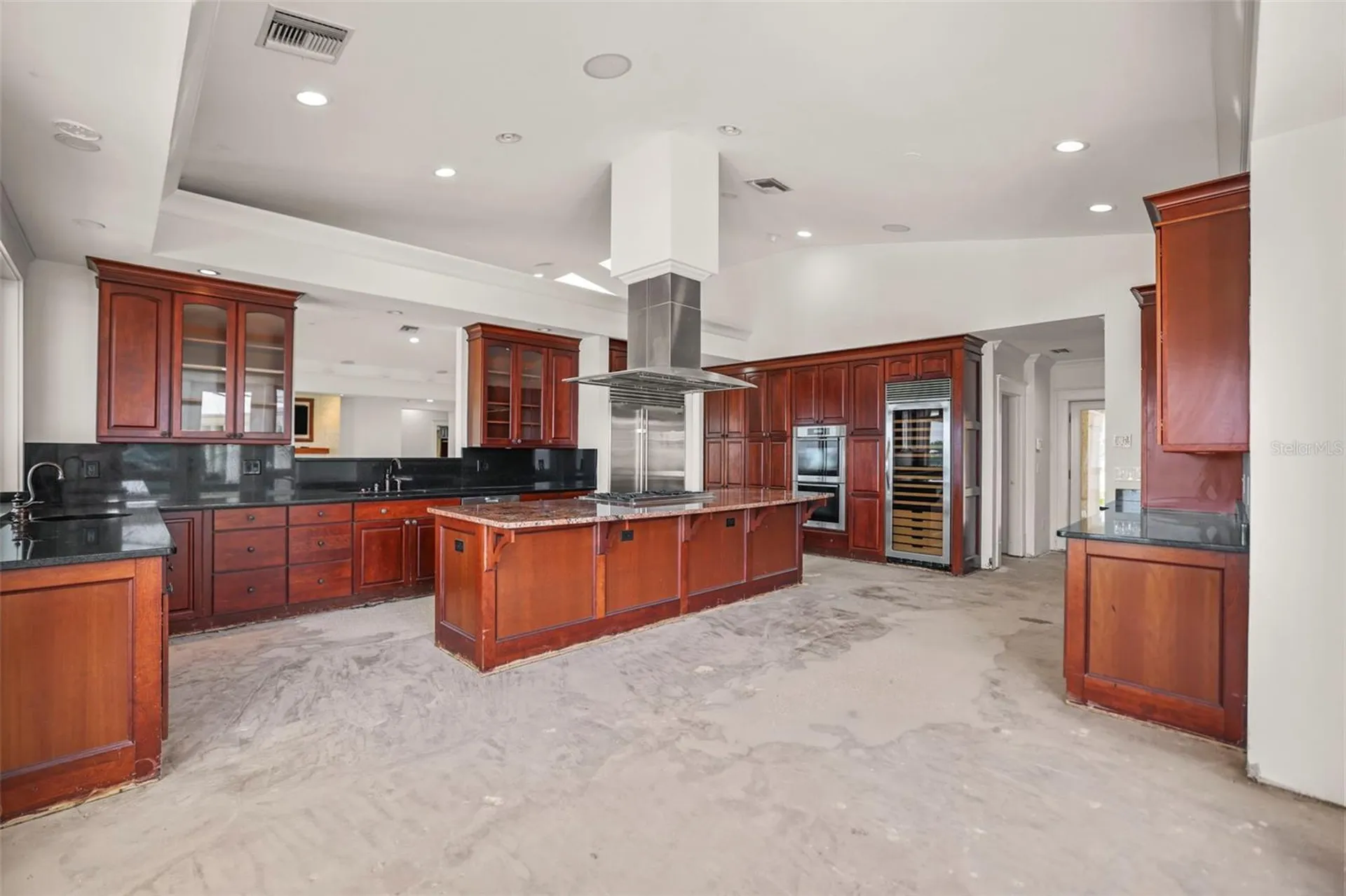 1721 Gulf Road Tarpon Springs FL 34689