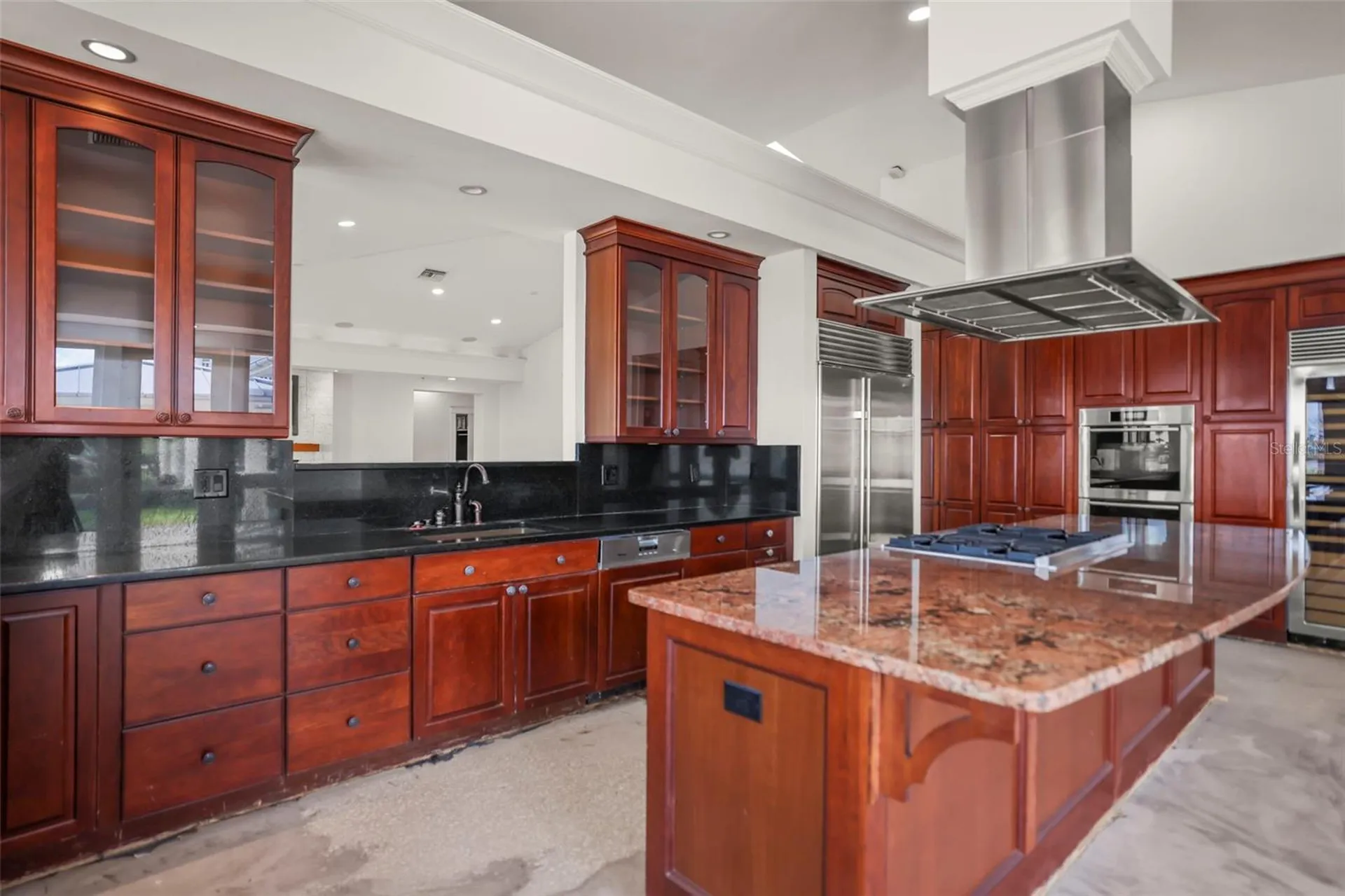 1721 Gulf Road Tarpon Springs FL 34689