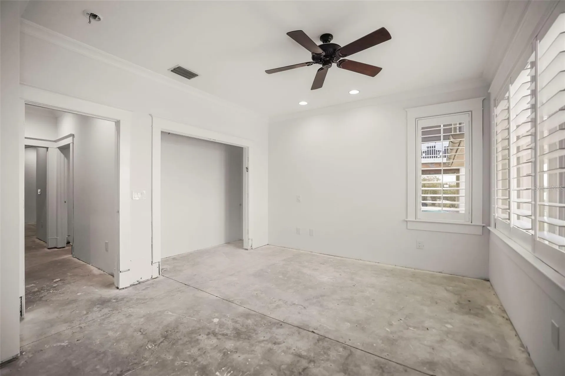 1721 Gulf Road Tarpon Springs FL 34689