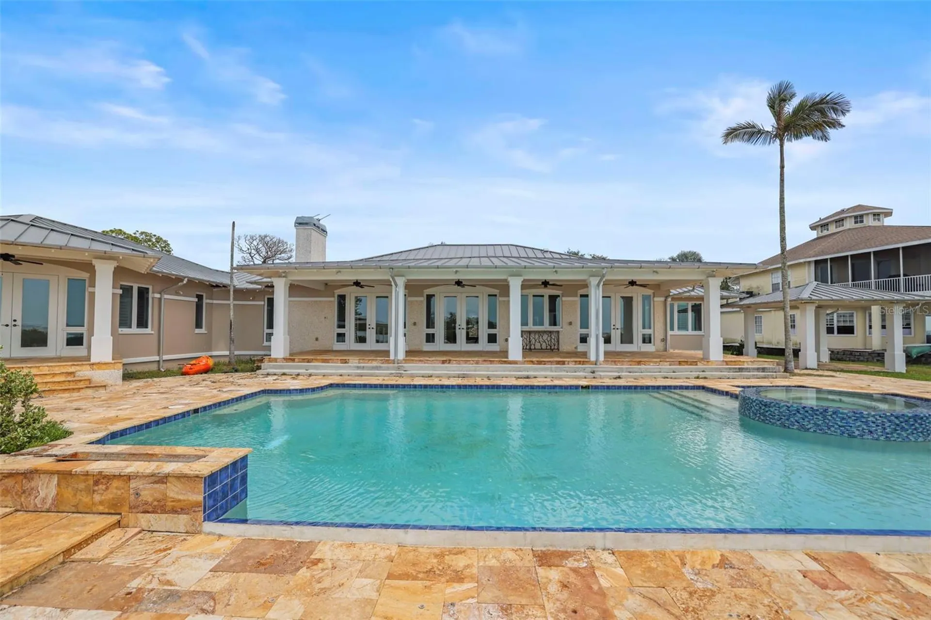 1721 Gulf Road Tarpon Springs FL 34689