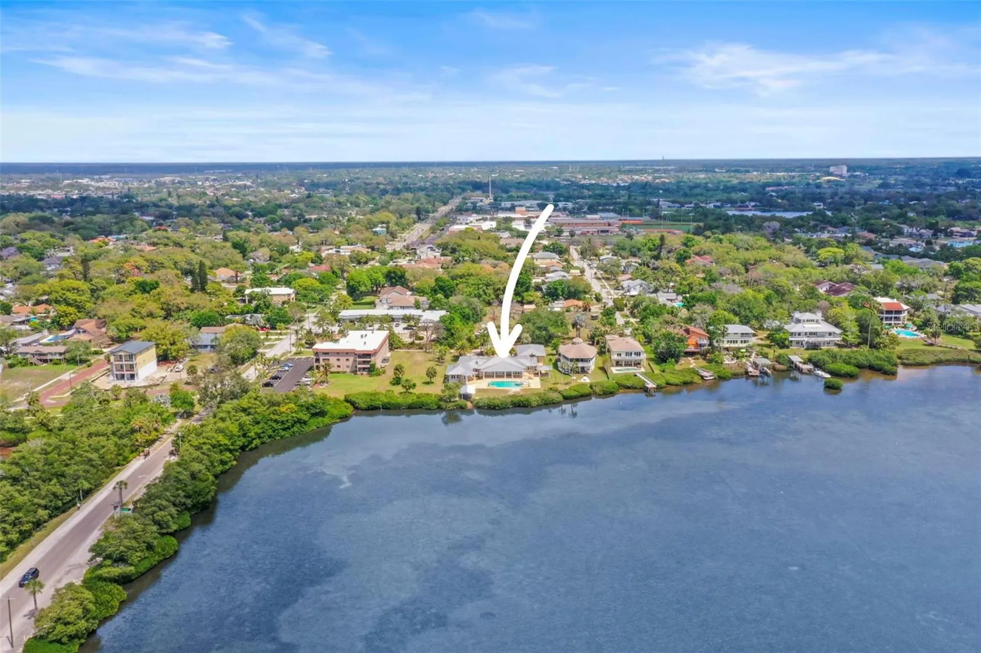 1721 Gulf Road Tarpon Springs FL 34689