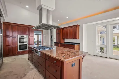 1721 Gulf Road Tarpon Springs FL 34689
