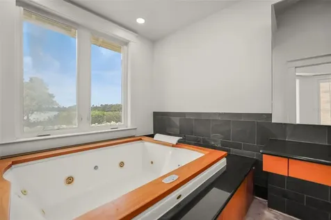 1721 Gulf Road Tarpon Springs FL 34689