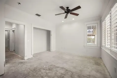 1721 Gulf Road Tarpon Springs FL 34689
