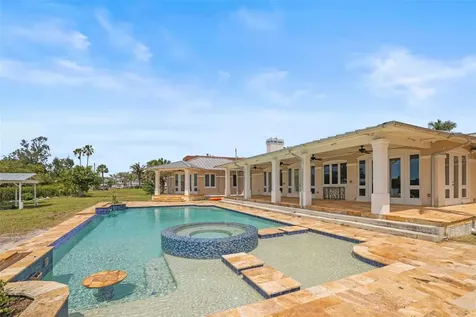 1721 Gulf Road Tarpon Springs FL 34689