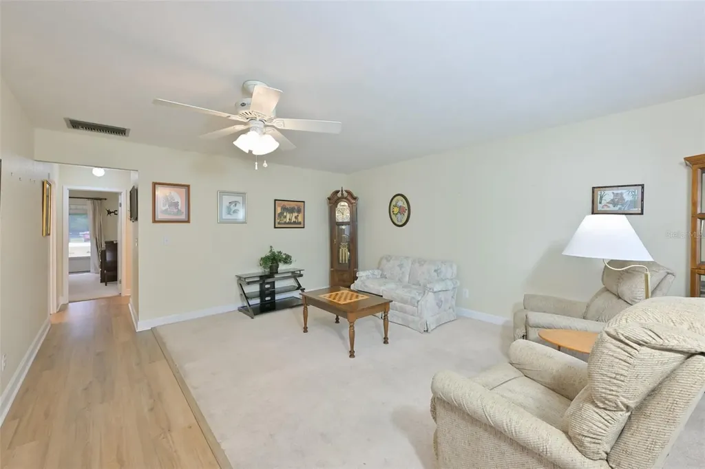 2202 Clubhouse Drive Sun City Center FL 33573