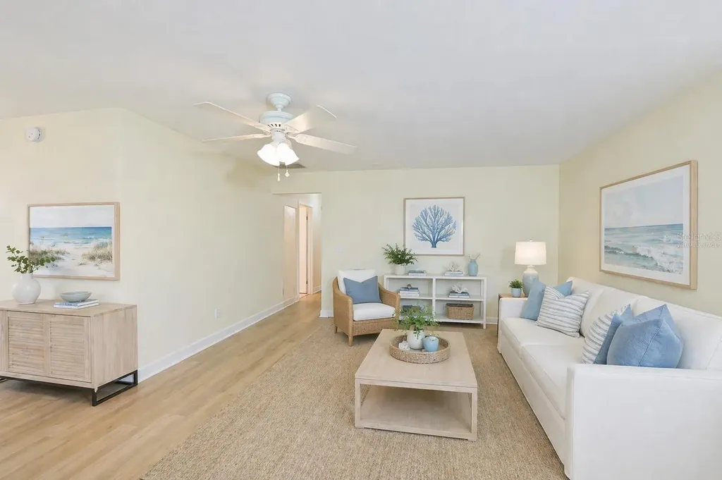 2202 Clubhouse Drive Sun City Center FL 33573