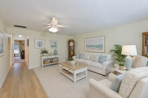 2202 Clubhouse Drive Sun City Center FL 33573