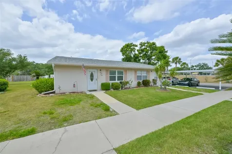 2202 Clubhouse Drive Sun City Center FL 33573