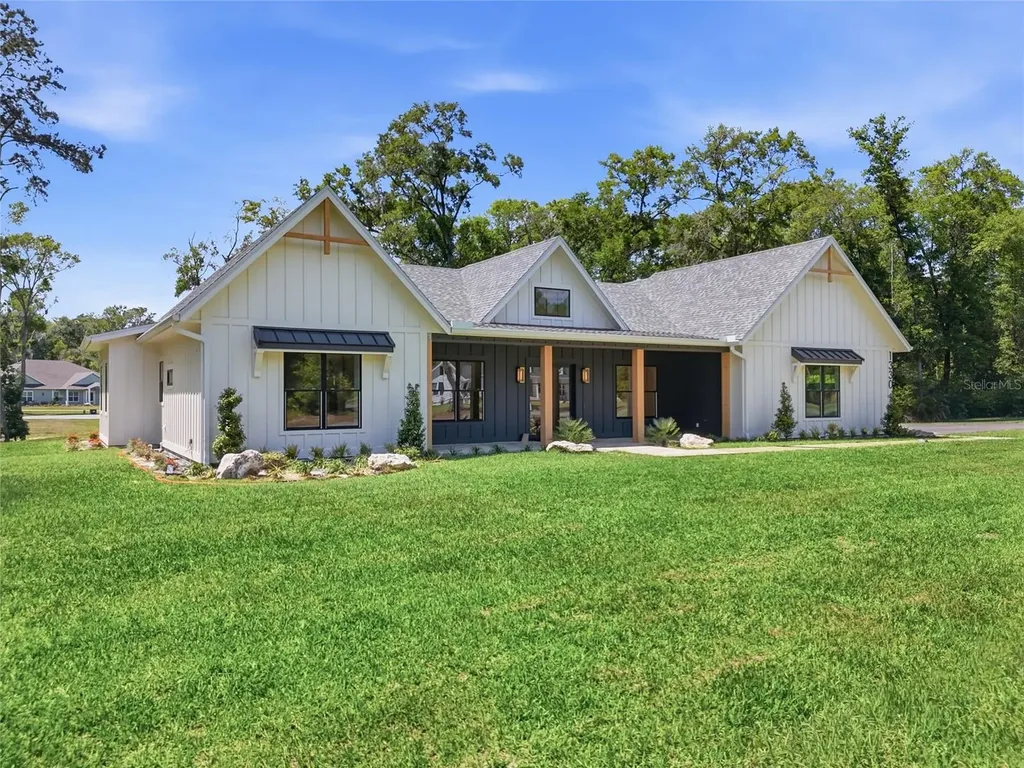 1330 SW 175 Court Newberry FL 32669