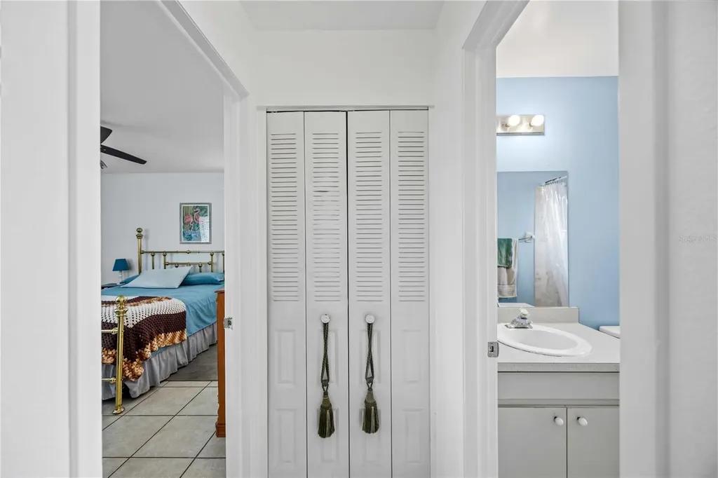6911 Kenwood Drive North Port FL 34287
