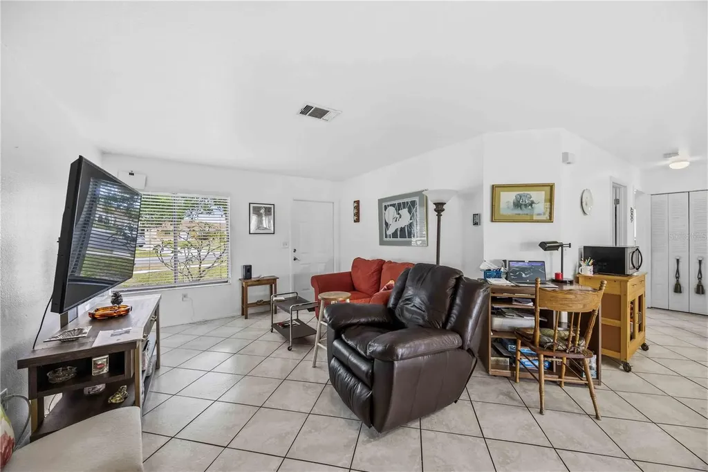 6911 Kenwood Drive North Port FL 34287