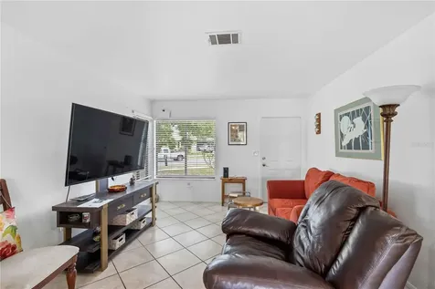 6911 Kenwood Drive North Port FL 34287
