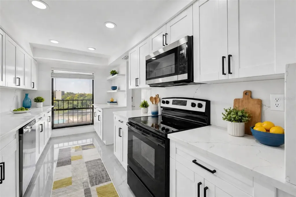 3300 Cove Cay Drive Clearwater FL 33760