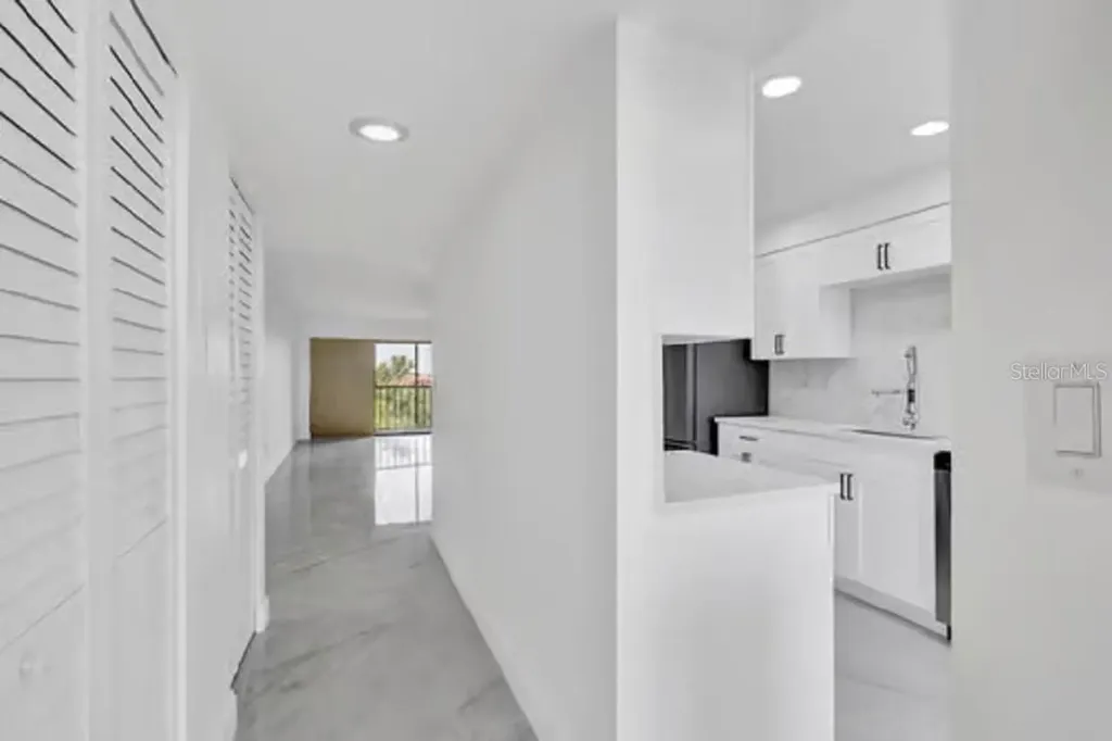 3300 Cove Cay Drive Clearwater FL 33760