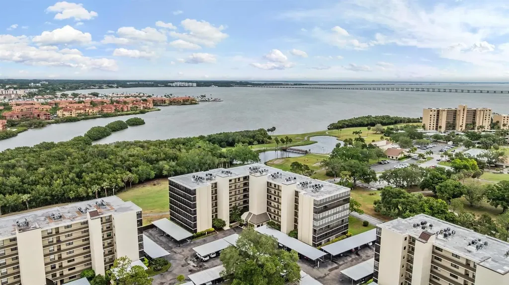 3300 Cove Cay Drive Clearwater FL 33760