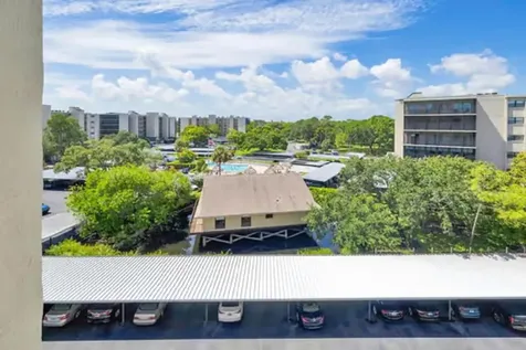 3300 Cove Cay Drive Clearwater FL 33760