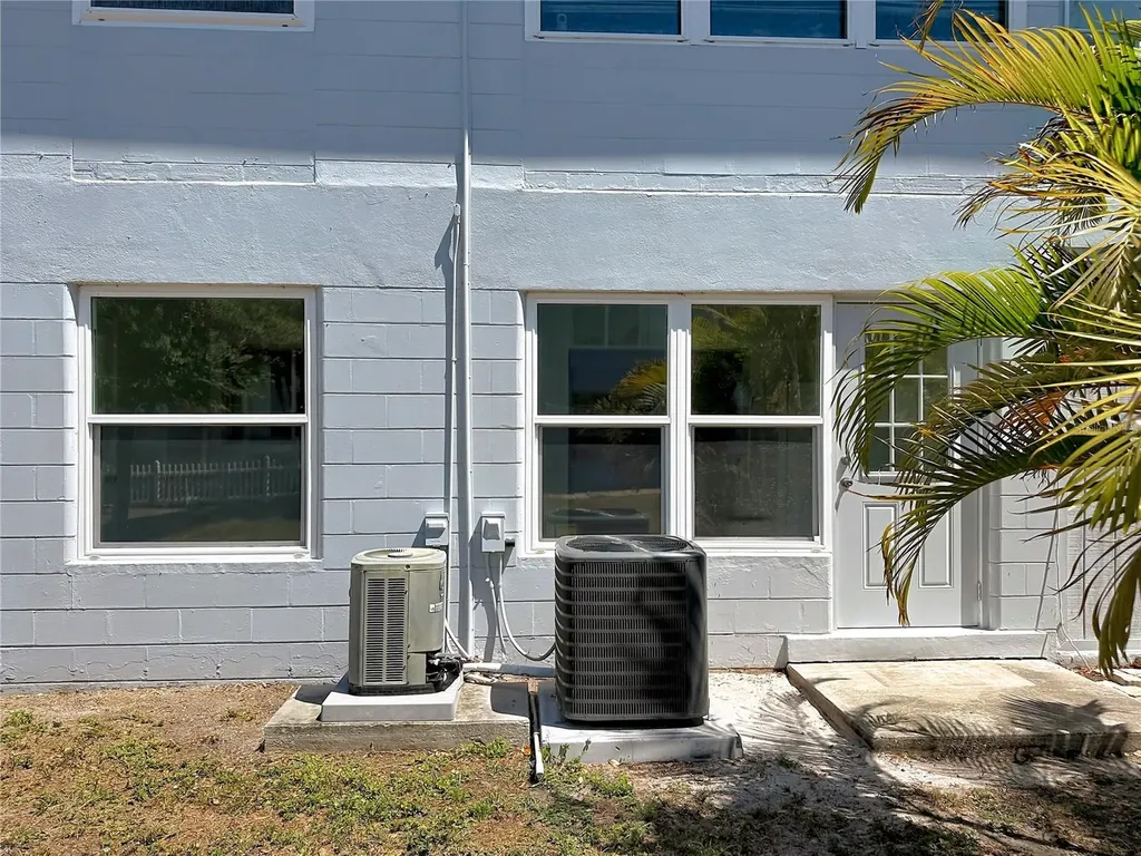 4295 58th Way N Kenneth City FL 33709