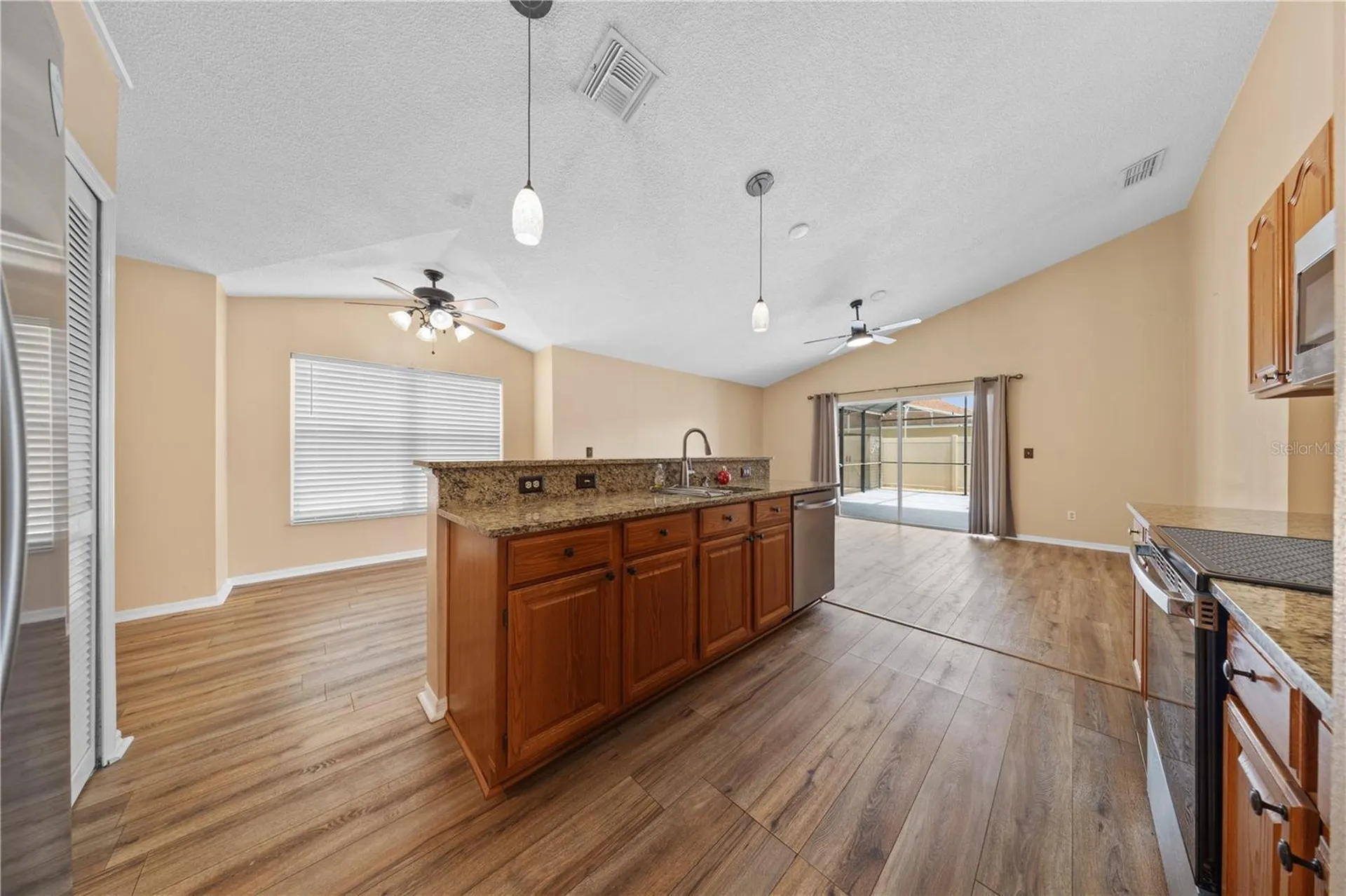 140 Allison Avenue Davenport FL 33897