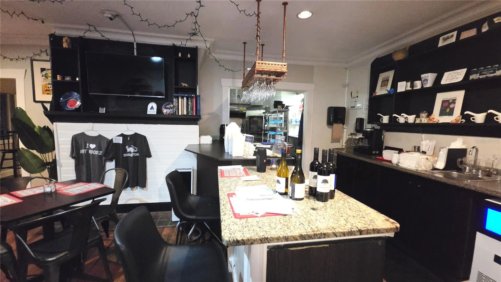 208 W Howry Avenue Deland FL 32720
