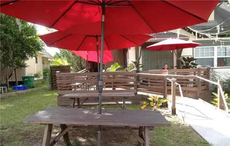 208 W Howry Avenue Deland FL 32720