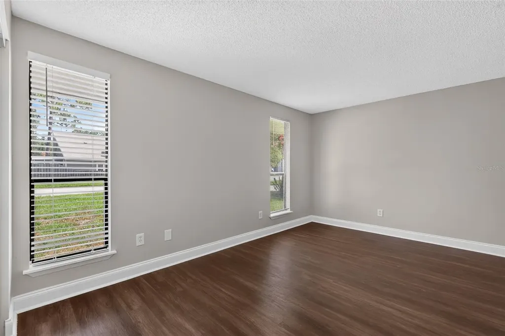 3918 Pine Breeze Road S Jacksonville FL 32257