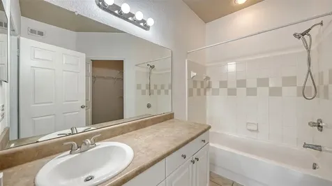 5501 Rosehill Road Sarasota FL 34233