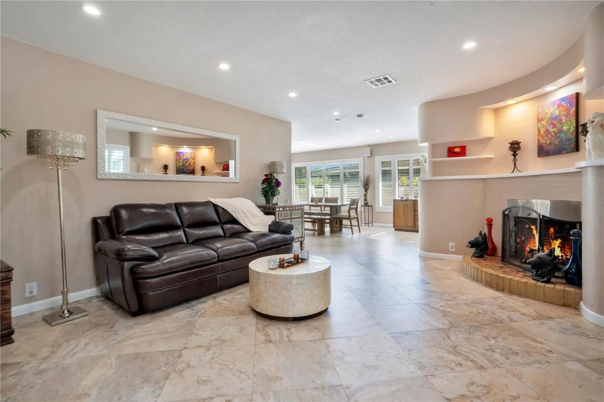 145 27th Avenue N St Petersburg FL 33704