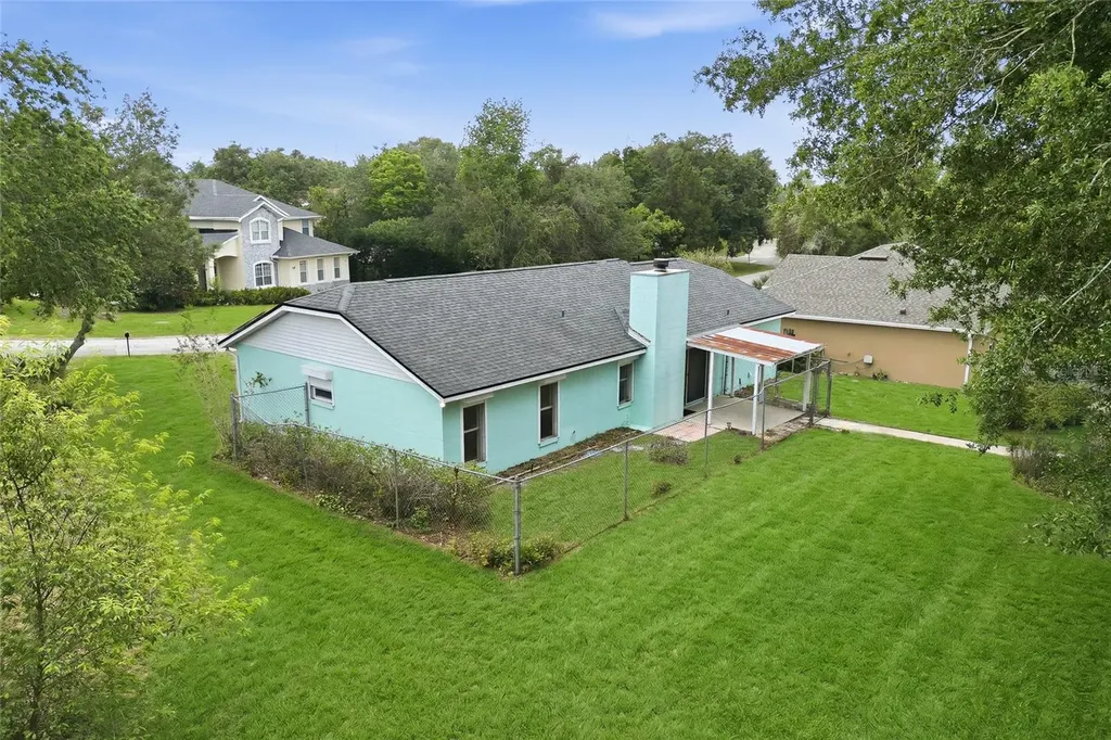 2246 W Firwood Drive Deltona FL 32725