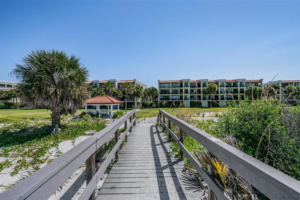 7435 Bayshore Drive Treasure Island FL 33706