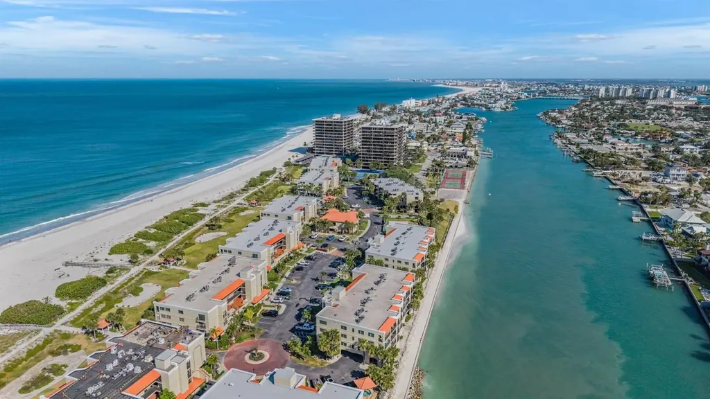 7435 Bayshore Drive Treasure Island FL 33706