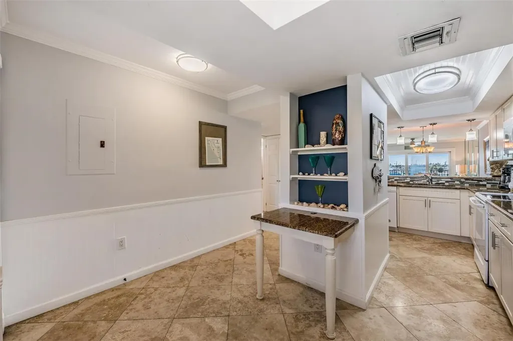 7435 Bayshore Drive Treasure Island FL 33706