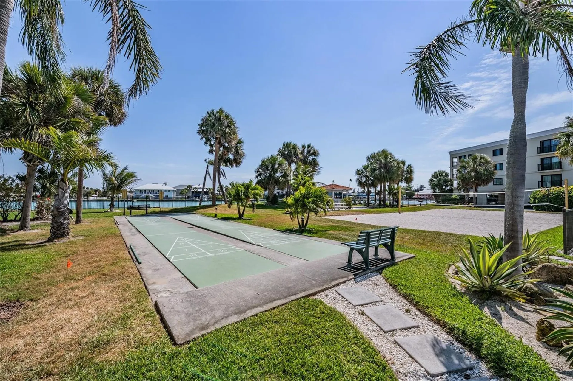 7435 Bayshore Drive Treasure Island FL 33706
