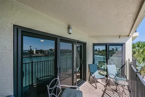 7435 Bayshore Drive Treasure Island FL 33706