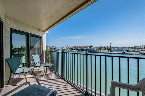 7435 Bayshore Drive Treasure Island FL 33706