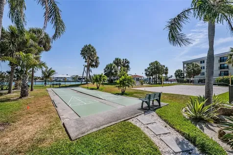 7435 Bayshore Drive Treasure Island FL 33706