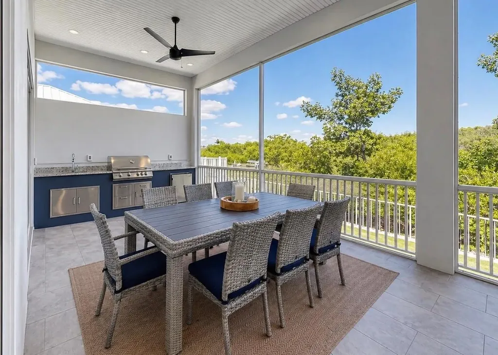 5605 Seagrass Place Apollo Beach FL 33572