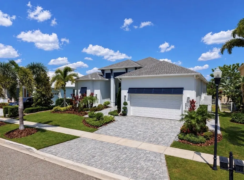 5605 Seagrass Place Apollo Beach FL 33572
