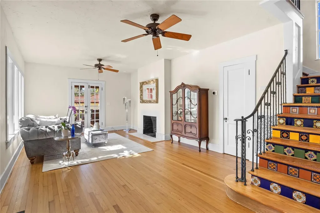 7810 Senrab Drive Bradenton FL 34209