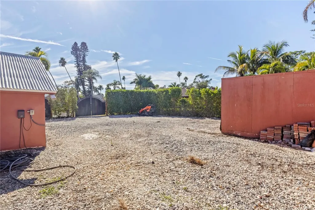 7810 Senrab Drive Bradenton FL 34209