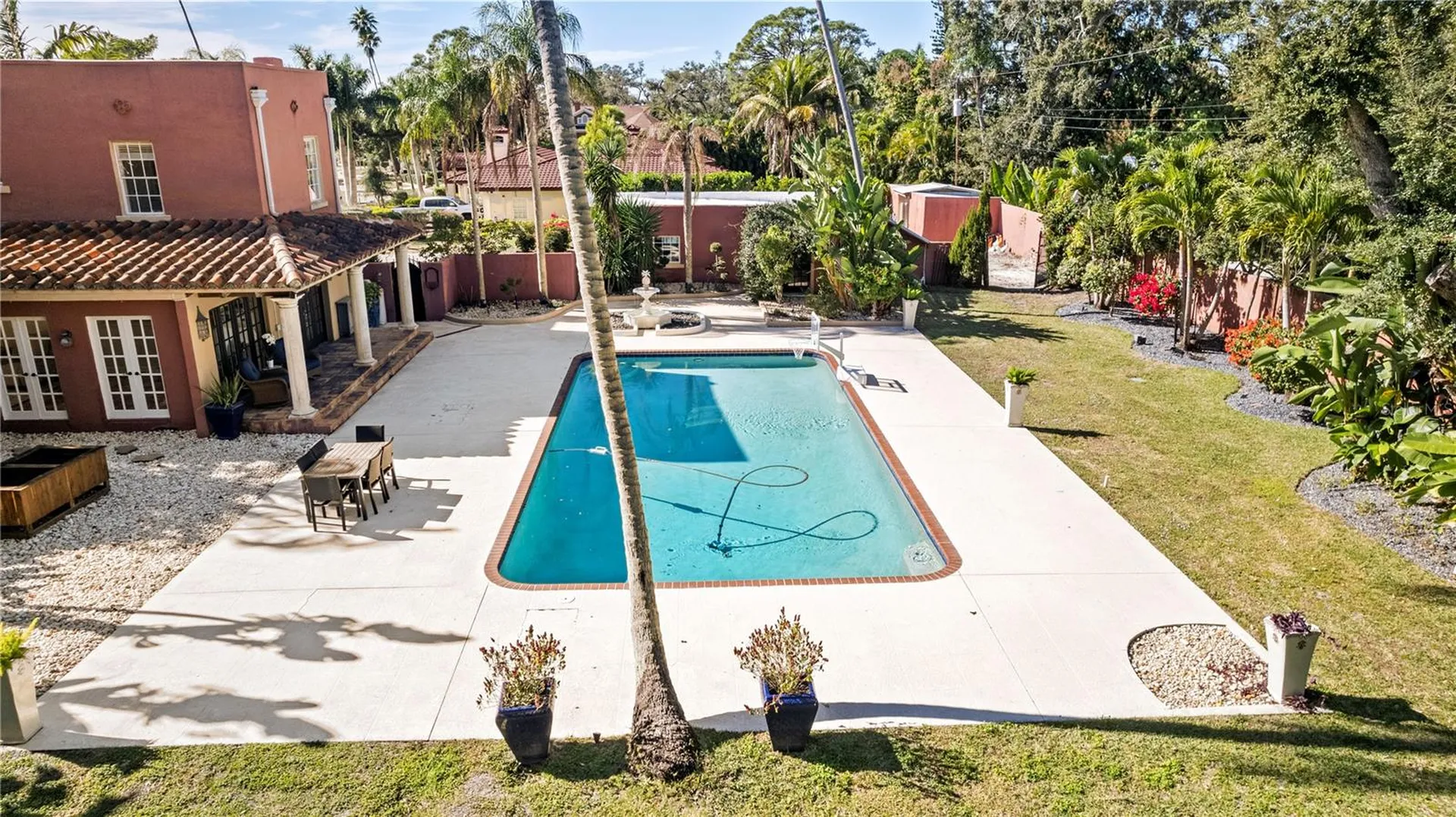 7810 Senrab Drive Bradenton FL 34209