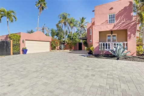 7810 Senrab Drive Bradenton FL 34209
