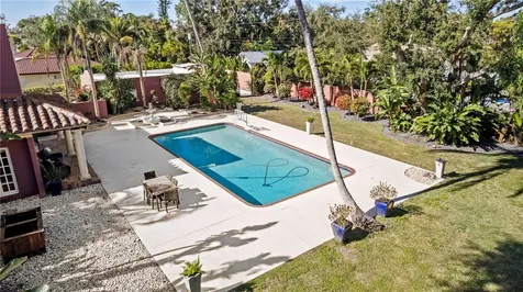 7810 Senrab Drive Bradenton FL 34209
