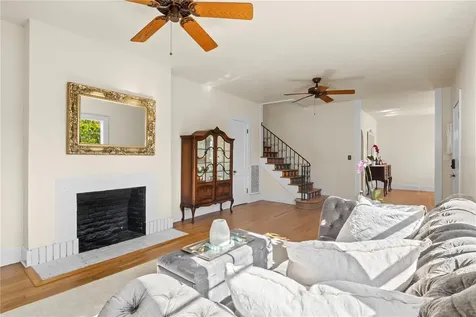7810 Senrab Drive Bradenton FL 34209