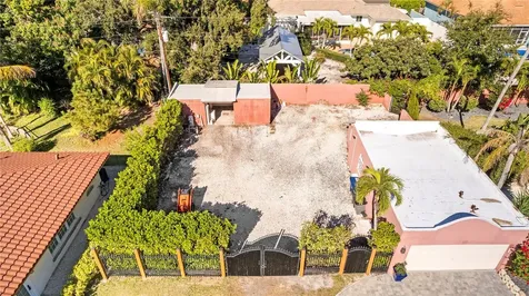 7810 Senrab Drive Bradenton FL 34209